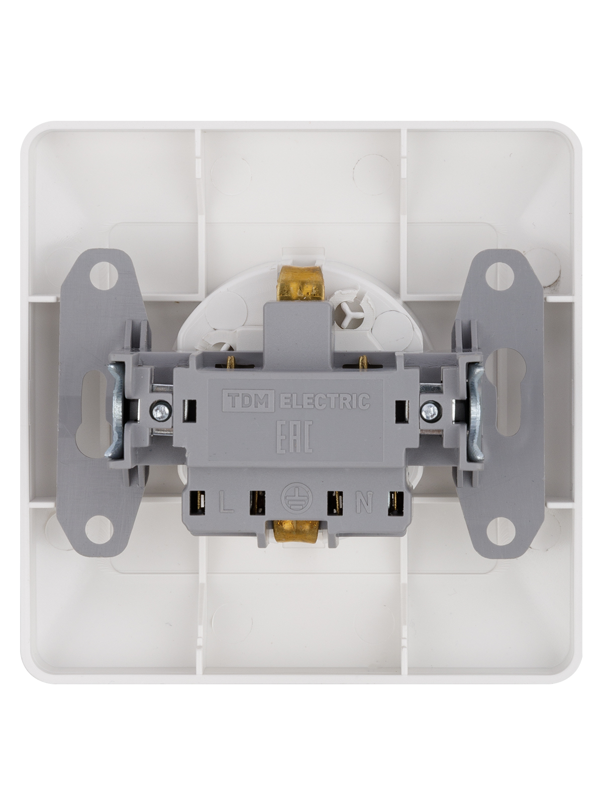 Розетка 1-местная TDM Ильмень 16А белый, с заземлением, с защитными шторками